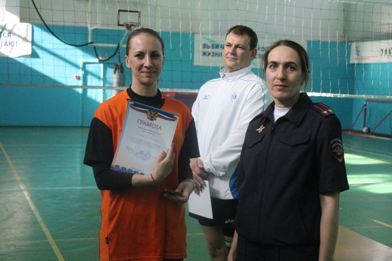 Сахалинские полицейские выявили лучшую команду по волейболу