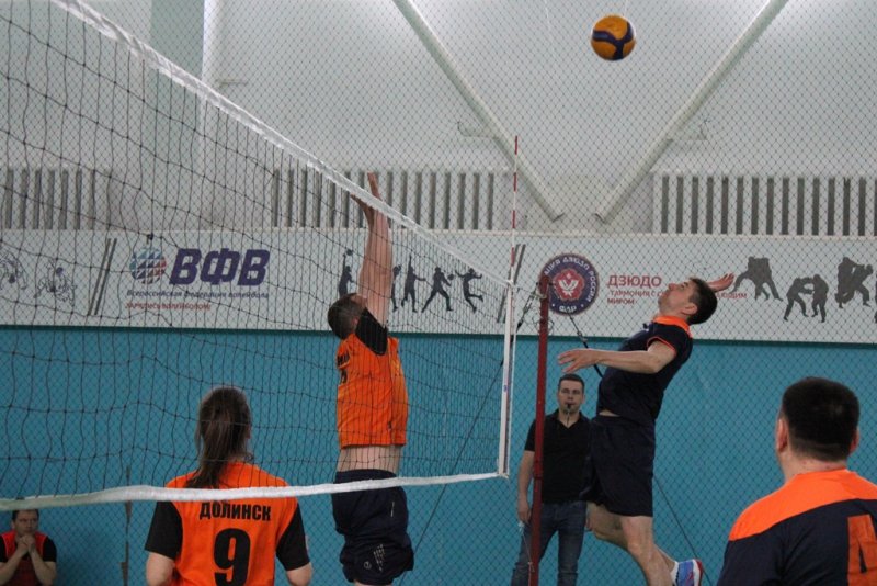 Сахалинские полицейские выявили лучшую команду по волейболу